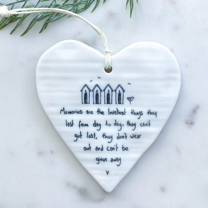 Porcelain Hanging Heart ‘Memories are the loveliest’